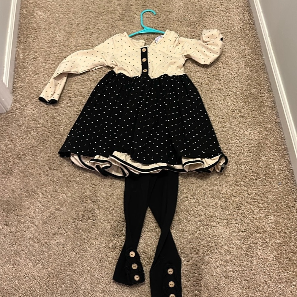 Size 6 Serendipity Clothing Company outfit